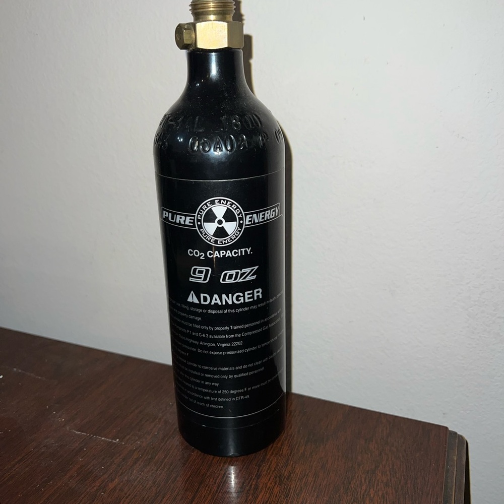 Paintball CO2 Tank - Cannister - 9 oz.